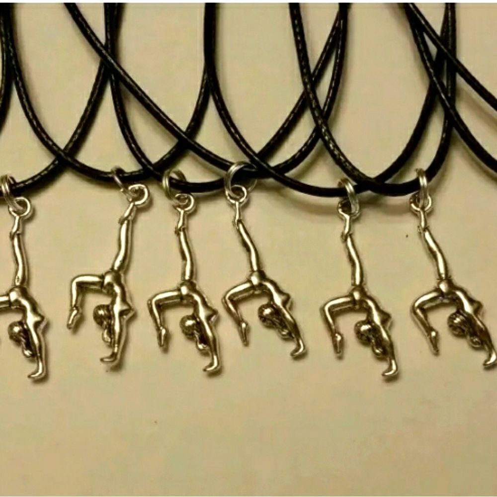 GYMNASTS GYMNASTICS Party Favors Necklaces 10